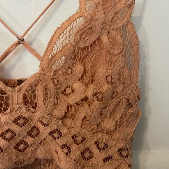 FP Movement by Free People Bralette Top / Crop Top Light Pink / Peach Lace -  S - Picture 4 of 9